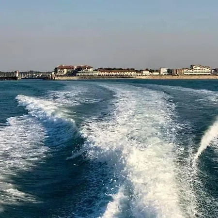 La Croisiere *